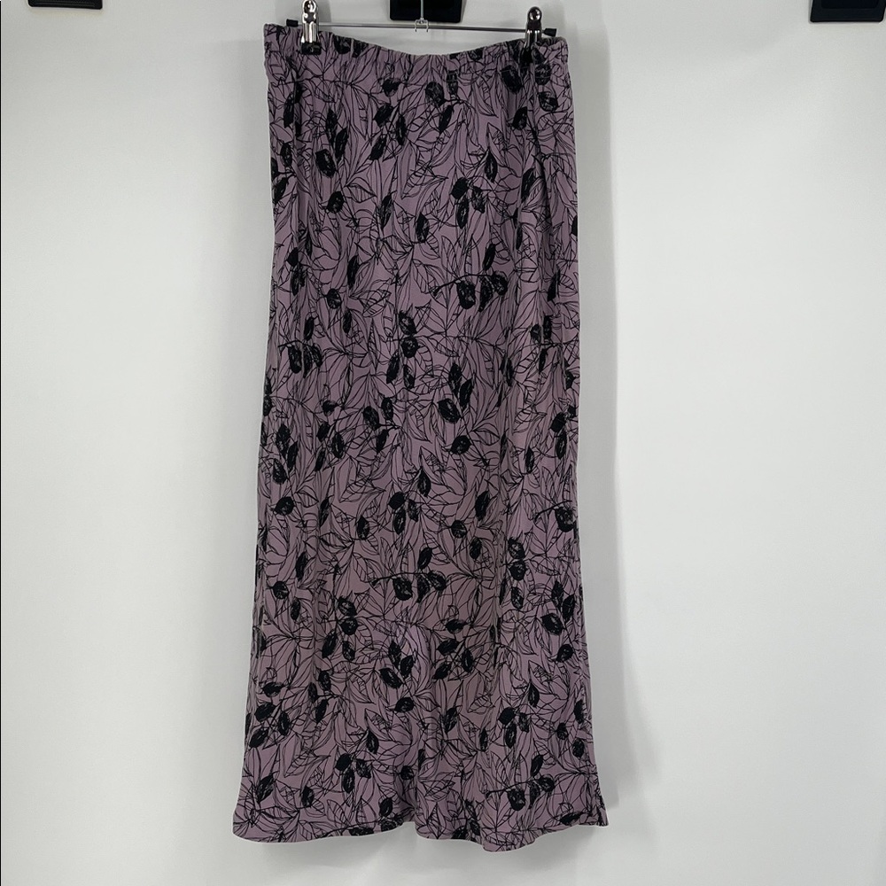 Tsd Two Star Dog Floral Black and Purple Women's Maxi Skirt Medium